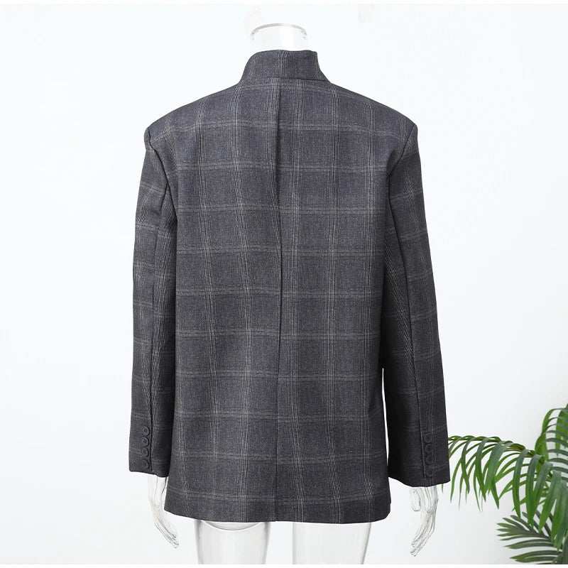 Blazer de cuadros irregulares