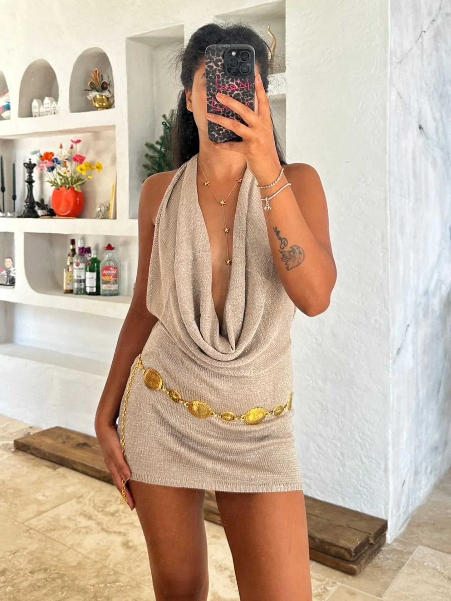 Minivestido sin espalda en V profundo para mujer