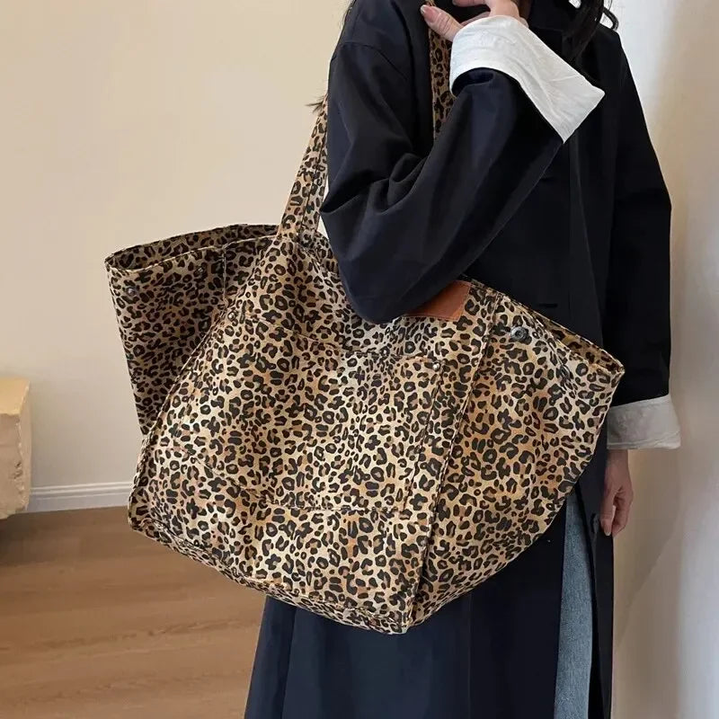 Bolso de lona de leopardo retro