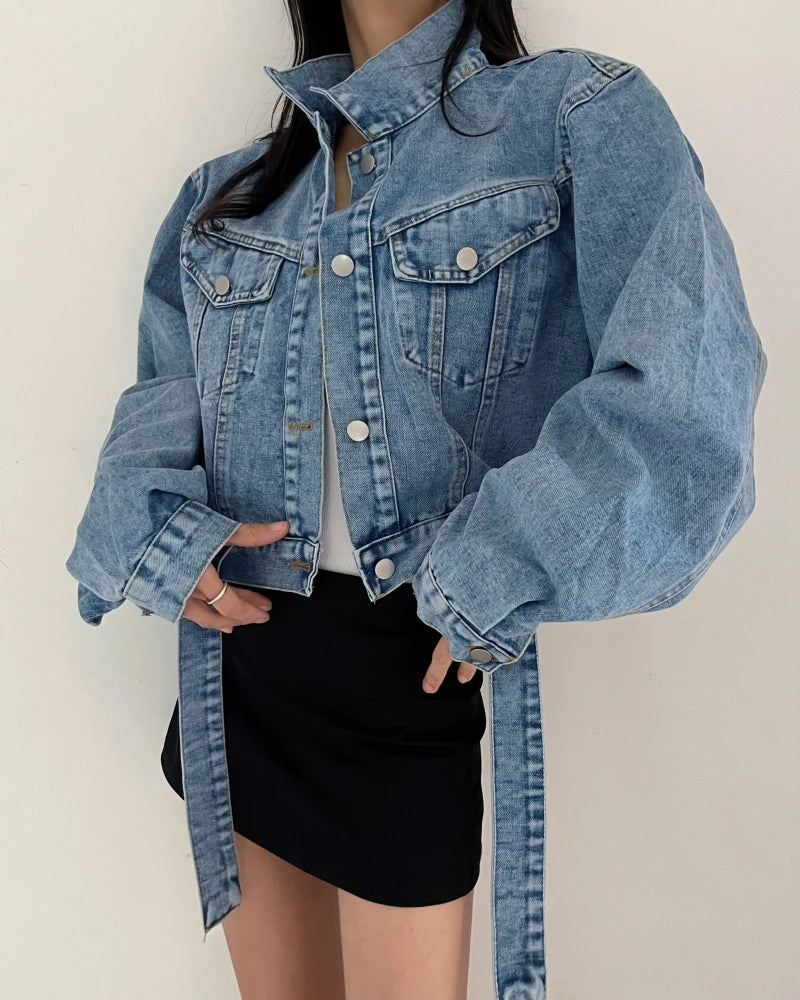 Chaqueta vaquera desgastada