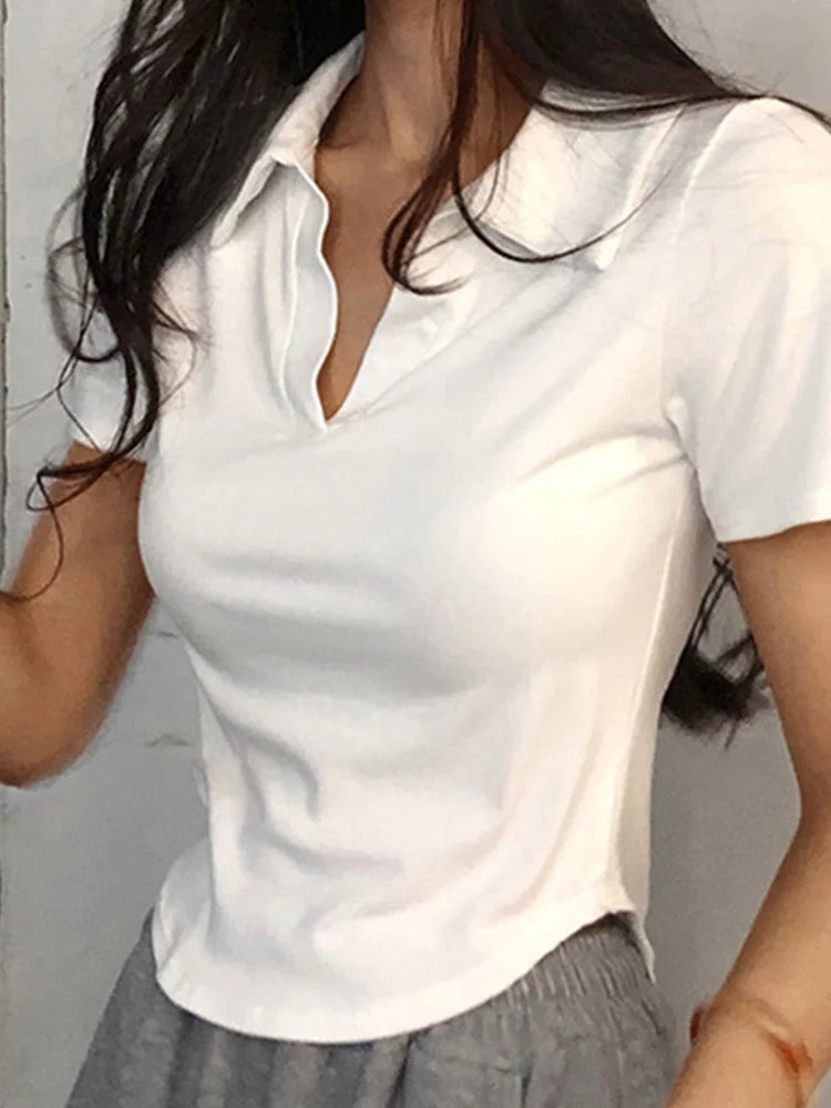 Top de solapa de manga corta
