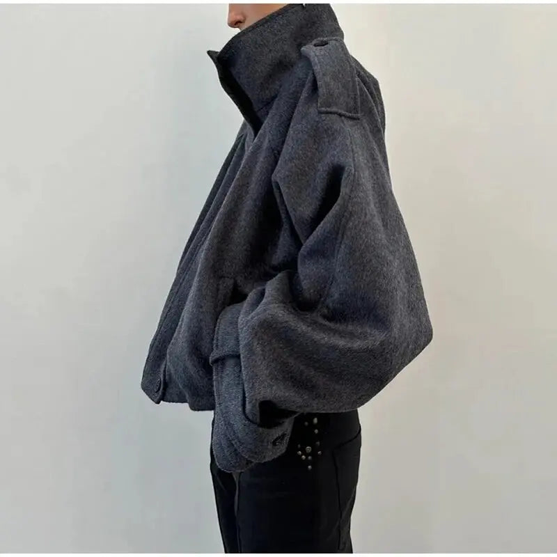 Abrigo de un solo pecho con cuello alto