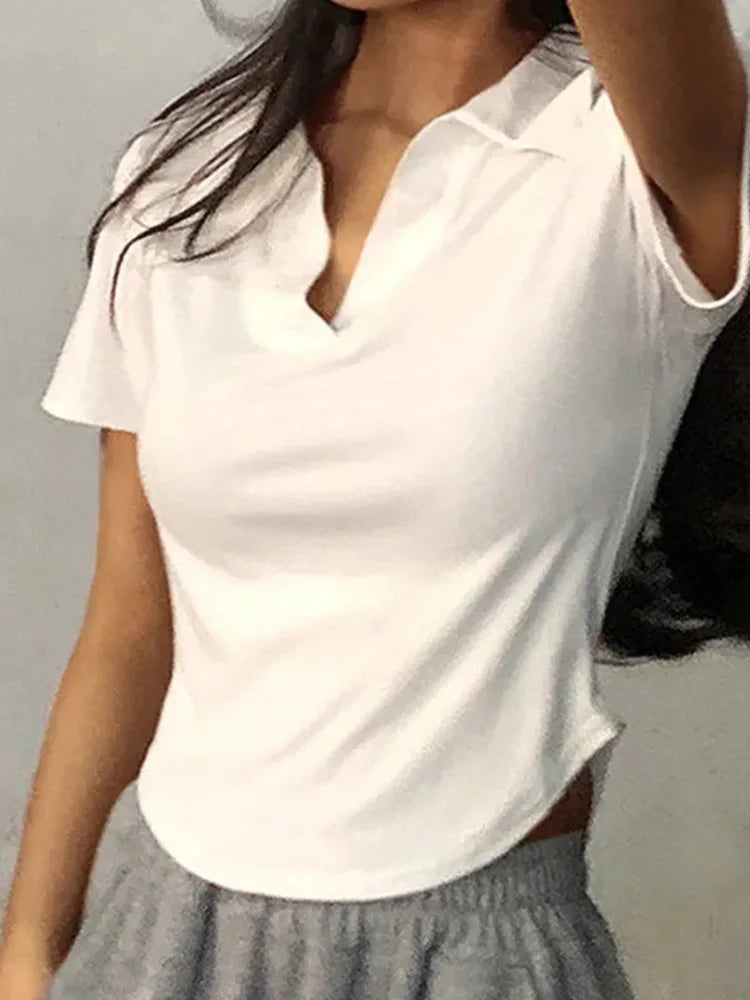 Top de solapa de manga corta