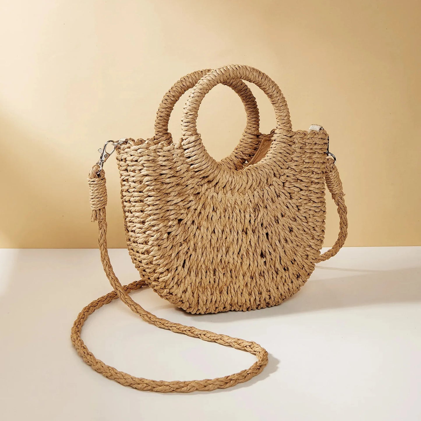 Bolso bandolera de ratán de paja de media luna