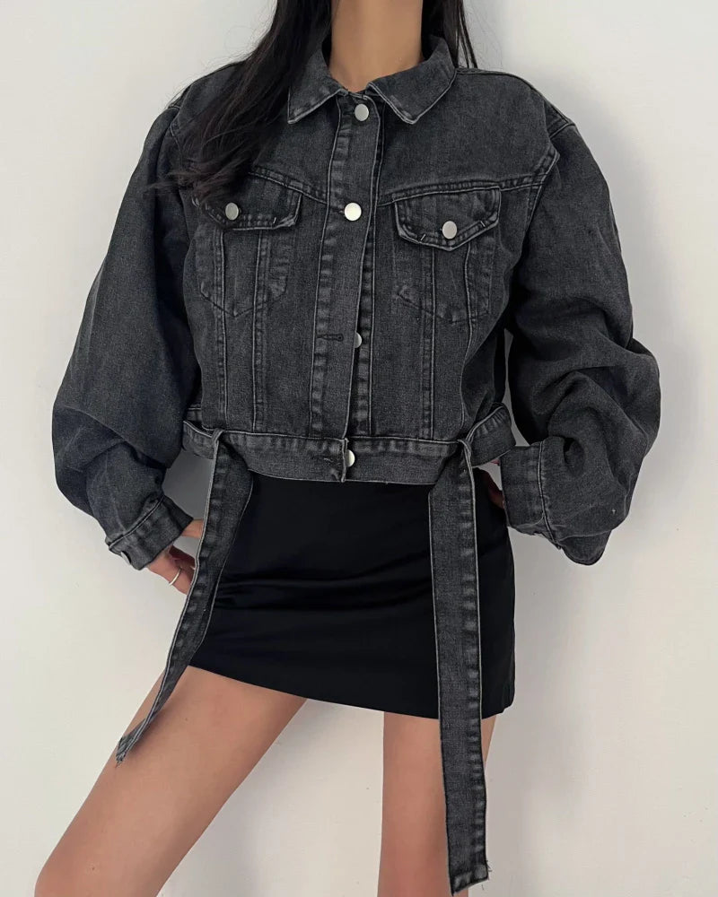 Chaqueta vaquera desgastada