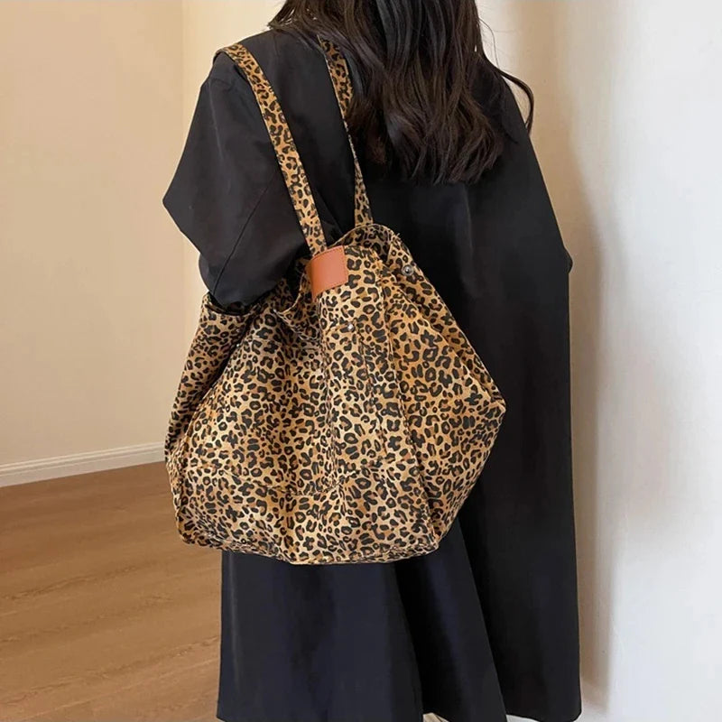 Bolso de lona de leopardo retro